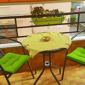 casa-koribut.hotelitalianriviera.com/